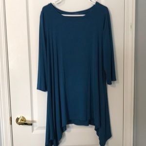 Cut-Loose long sleeve tunic